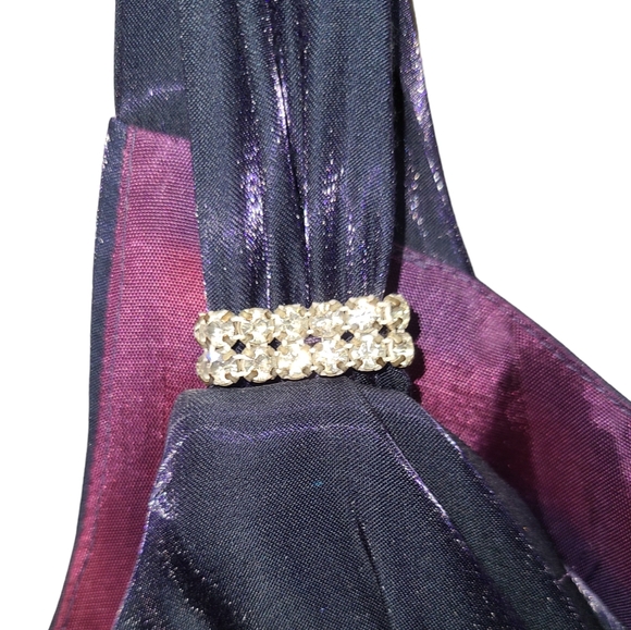 Cachet purple blue iridescent gown rhinstones straps size 6 NWOT - Picture 5 of 7